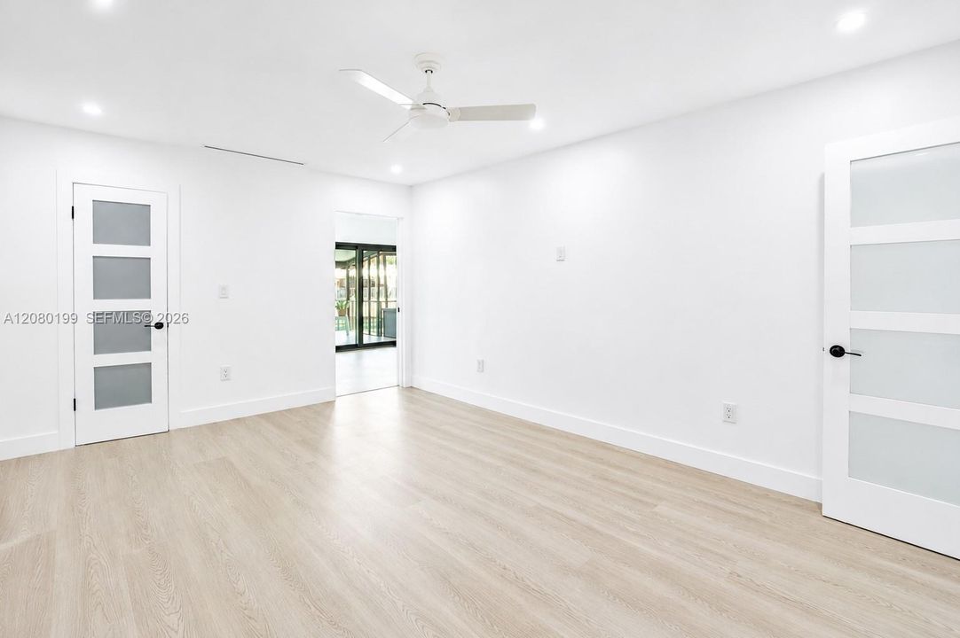 For Rent: $3,900 (3 beds, 2 baths, 1460 Square Feet)