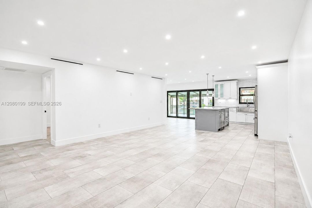 For Rent: $3,900 (3 beds, 2 baths, 1460 Square Feet)