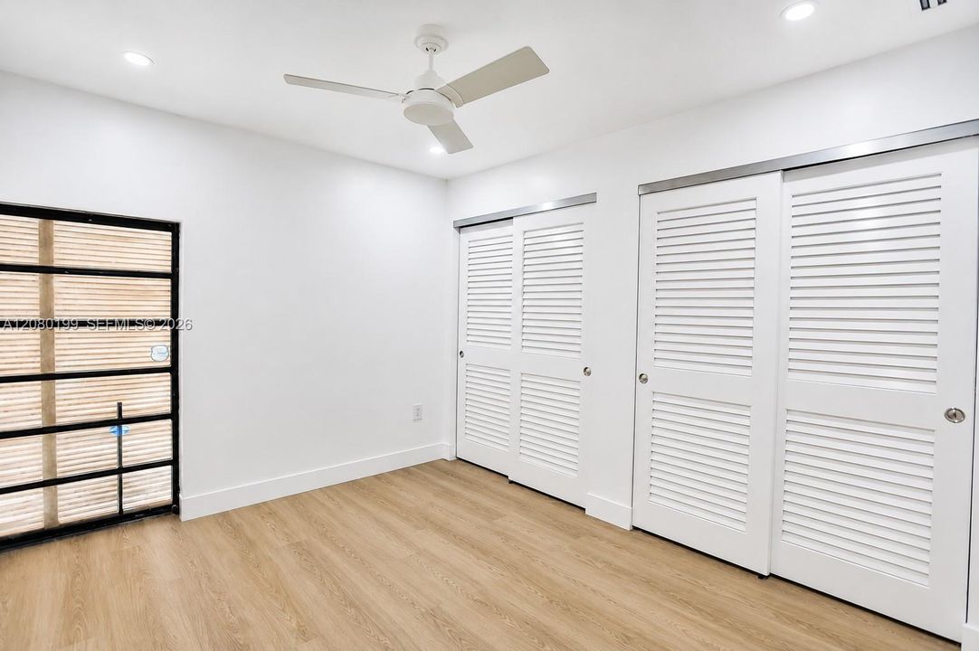 For Rent: $3,900 (3 beds, 2 baths, 1460 Square Feet)