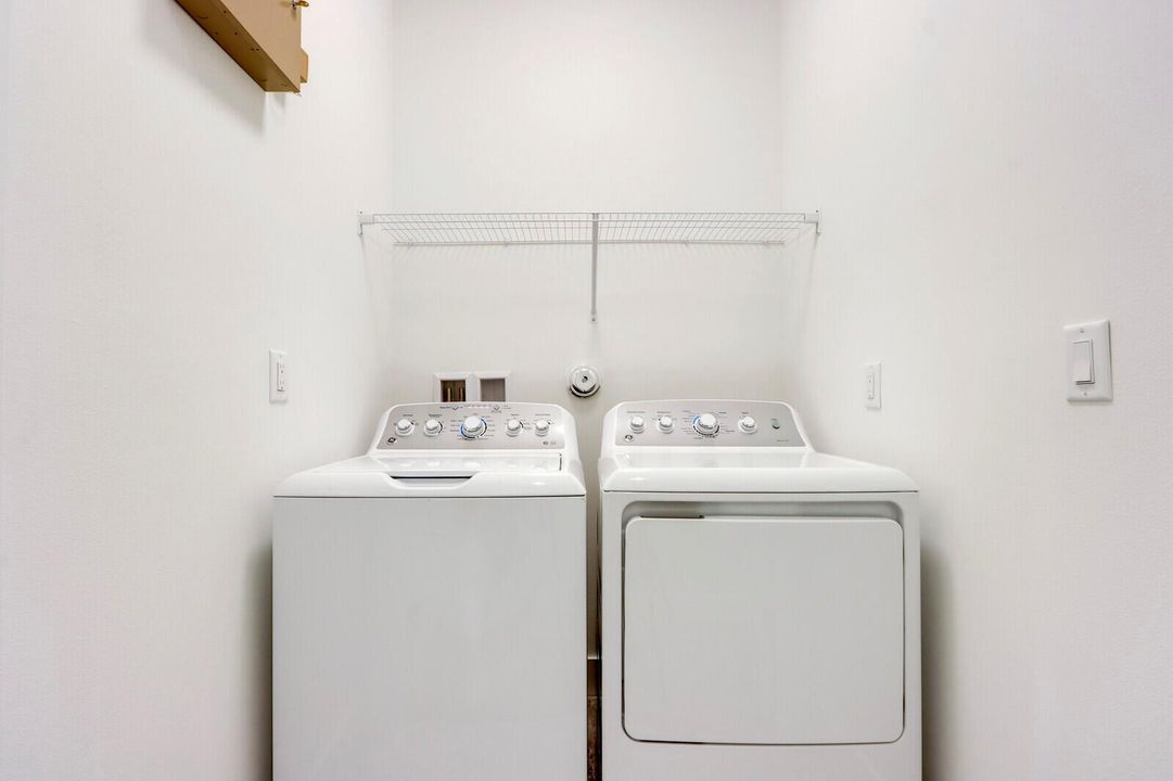 3rd floor laundry