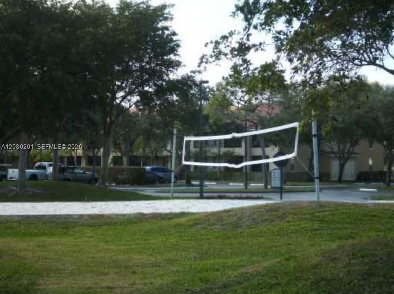 For Rent: $1,800 (1 beds, 1 baths, 620 Square Feet)