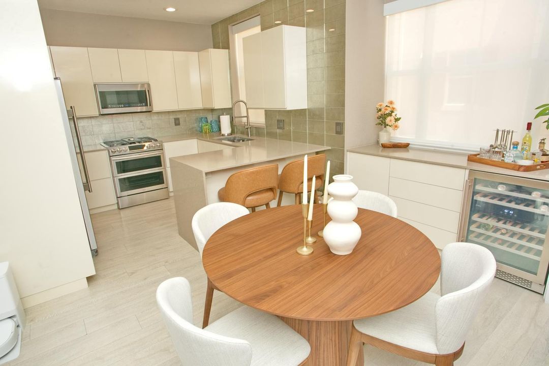 021-023-Dining Area-1500x1000