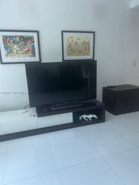En Renta: $2,650 (0 camas, 1 baños, 779 Pies cuadrados)