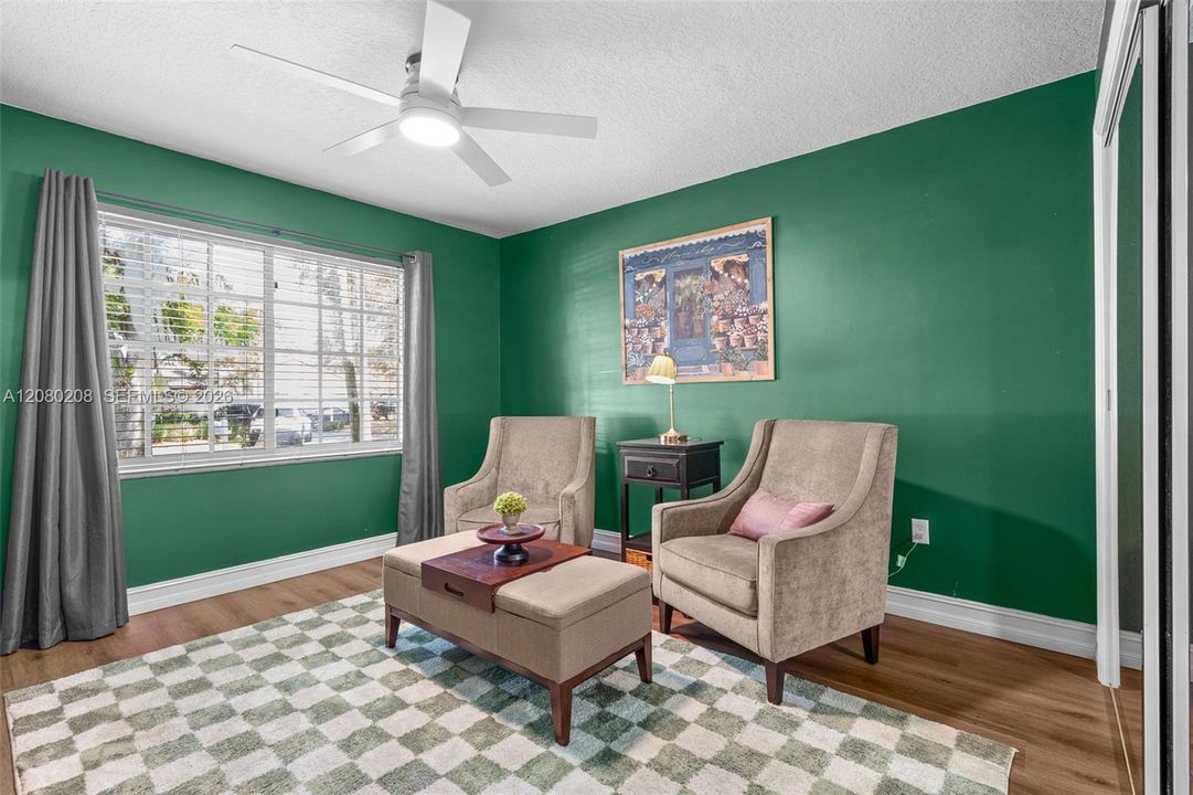 For Sale: $895,000 (4 beds, 2 baths, 2370 Square Feet)