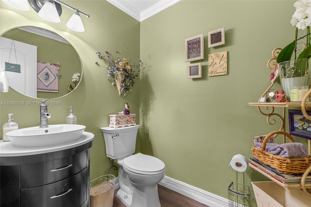 For Sale: $895,000 (4 beds, 2 baths, 2370 Square Feet)