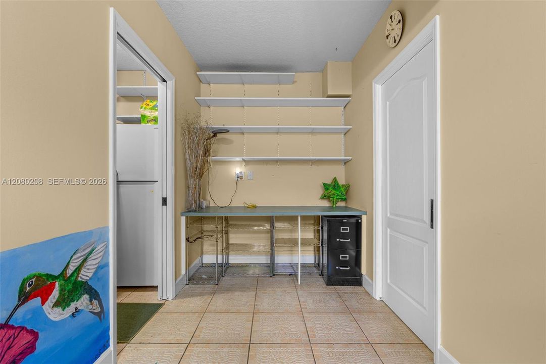 For Sale: $895,000 (4 beds, 2 baths, 2370 Square Feet)