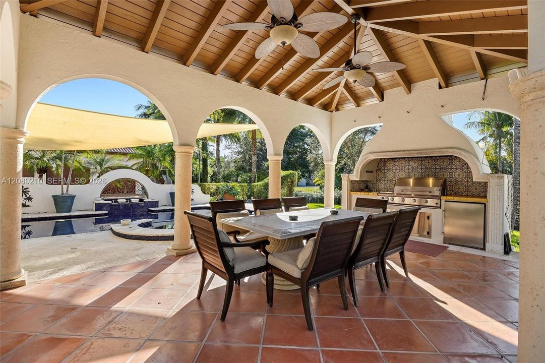 For Sale: $5,999,999 (6 beds, 4 baths, 5457 Square Feet)
