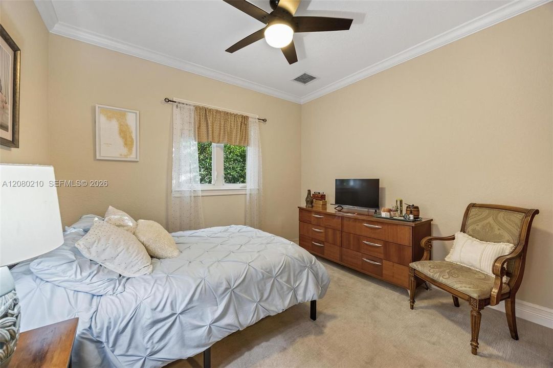 For Sale: $5,999,999 (6 beds, 4 baths, 5457 Square Feet)