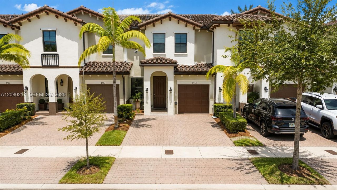 En Venta: $660,000 (3 camas, 2 baños, 1680 Pies cuadrados)