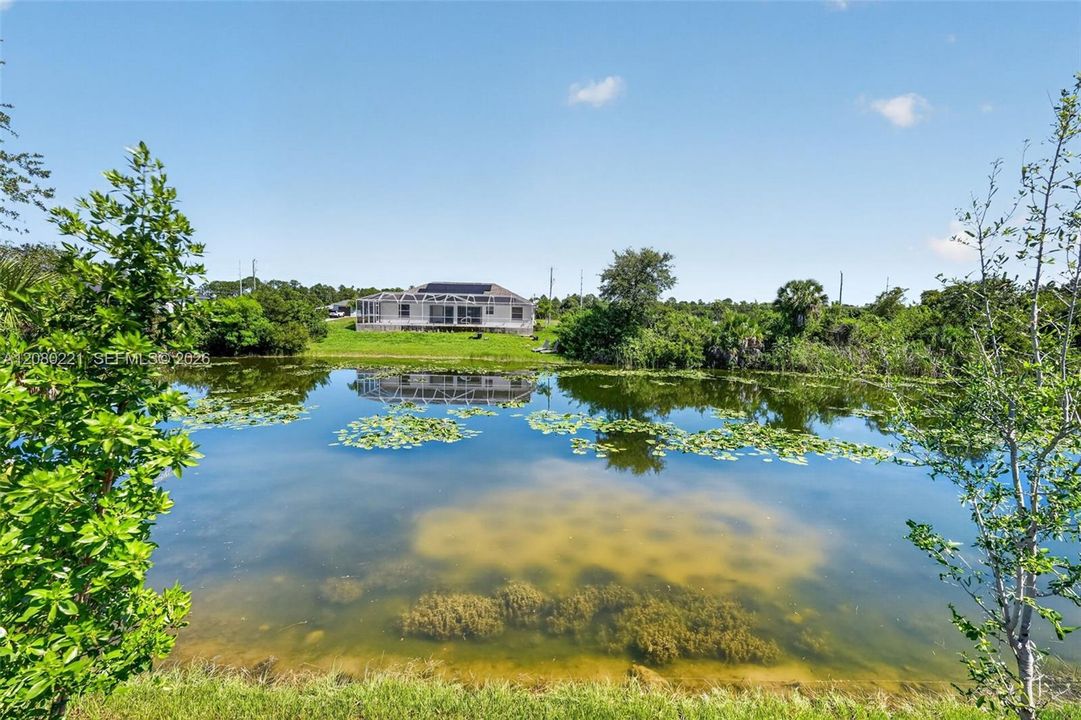 For Sale: $599,900 (3 beds, 3 baths, 2002 Square Feet)