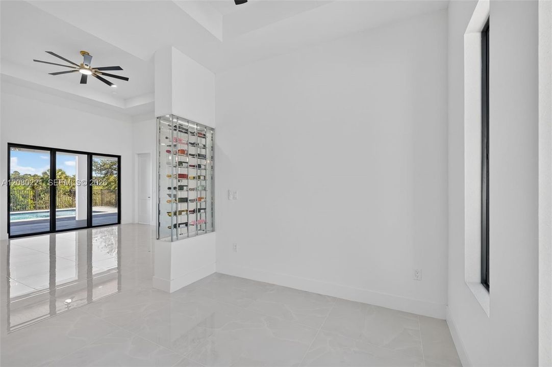 For Sale: $599,900 (3 beds, 3 baths, 2002 Square Feet)