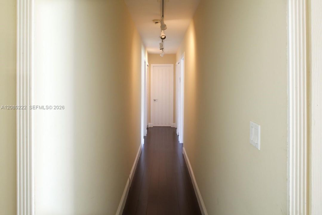 For Rent: $9,250 (4 beds, 3 baths, 2309 Square Feet)