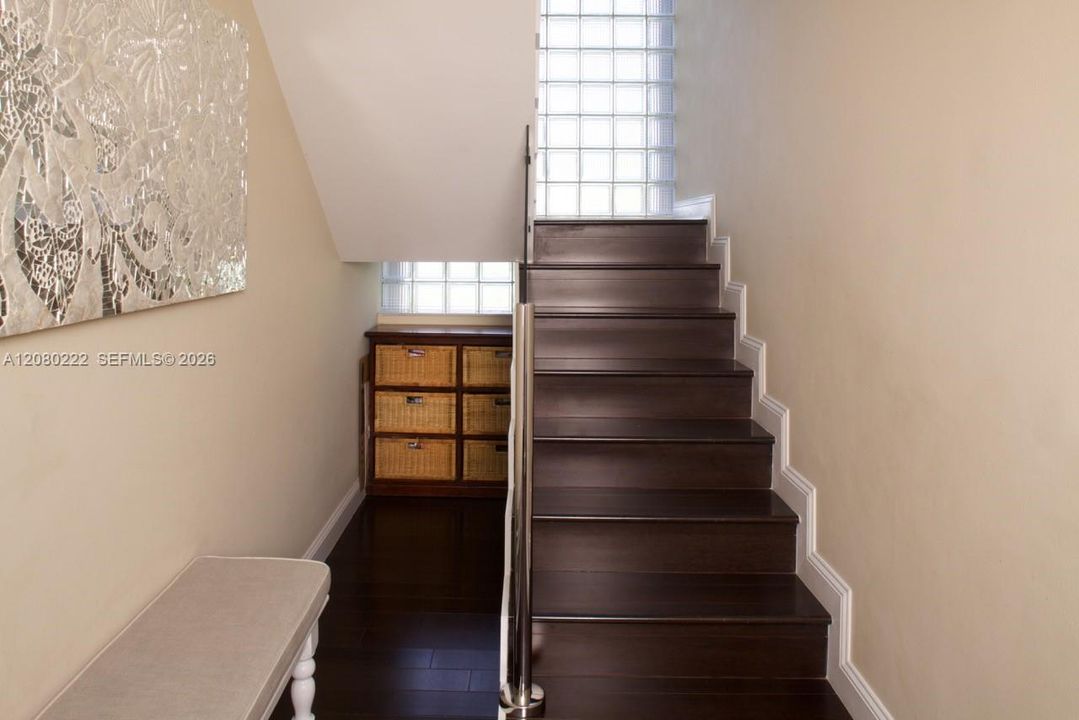 For Rent: $9,250 (4 beds, 3 baths, 2309 Square Feet)