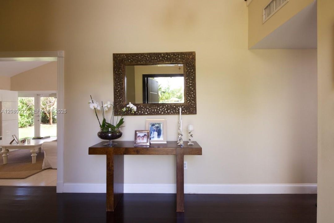 For Rent: $9,250 (4 beds, 3 baths, 2309 Square Feet)