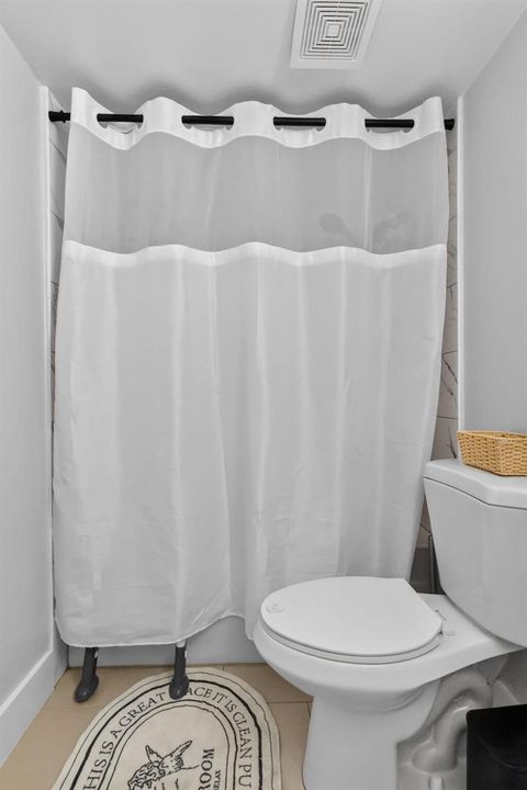Guest Bathrom