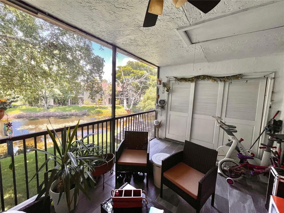 En Venta: $310,000 (3 camas, 2 baños, 1120 Pies cuadrados)