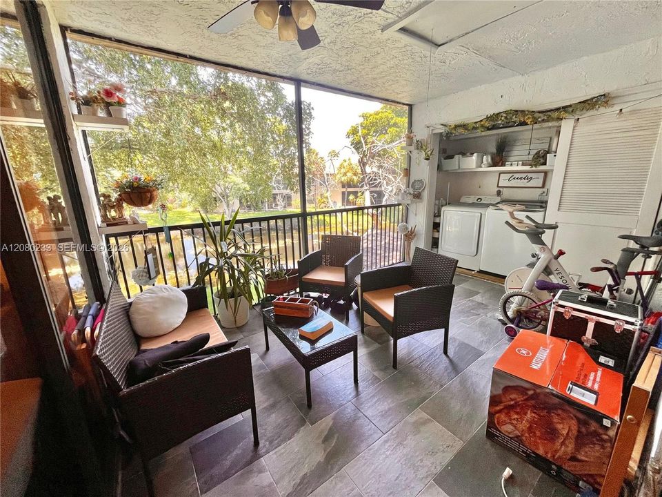 En Venta: $310,000 (3 camas, 2 baños, 1120 Pies cuadrados)