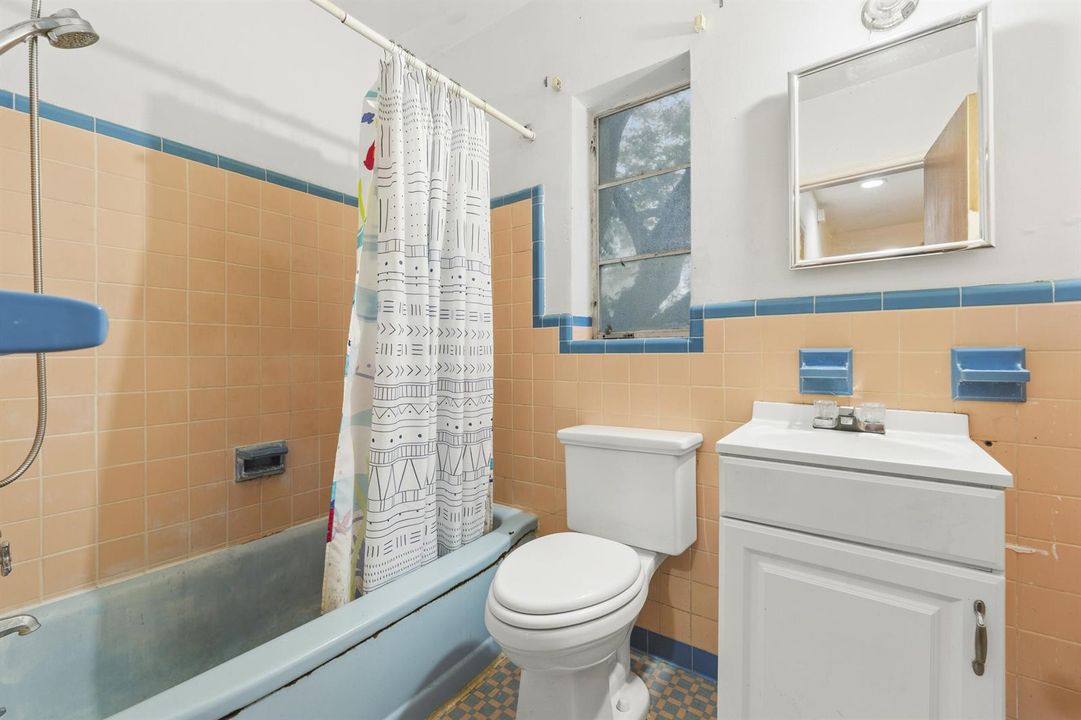 Guest bedroom - Room 3
