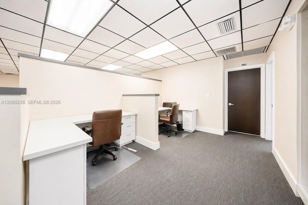 receptionist/cubicle for office spaces available