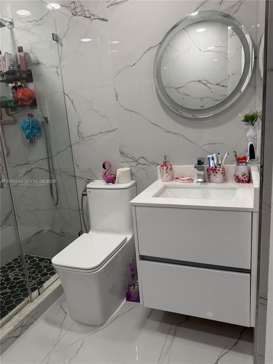 For Rent: $3,700 (3 beds, 2 baths, 1386 Square Feet)