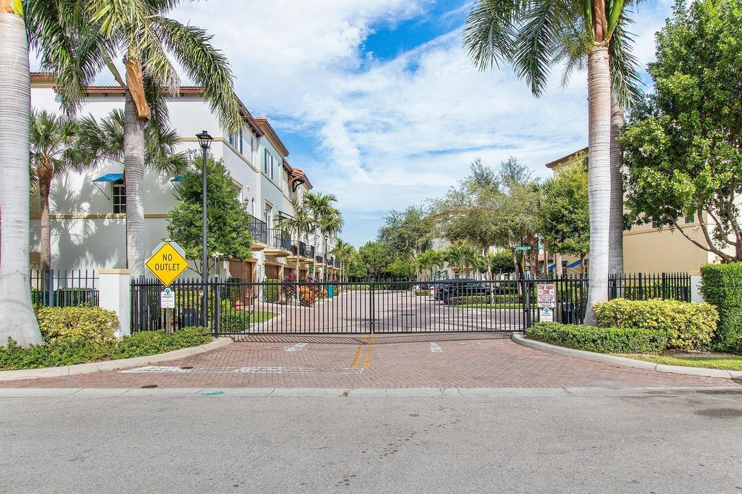 039-3281EstanciaWay-BoyntonBeach-FL-3343