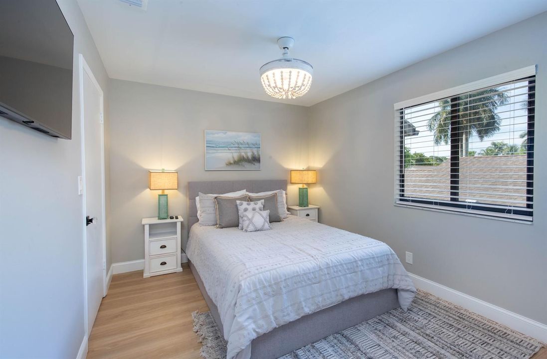 Relaxing Guest Suite #2