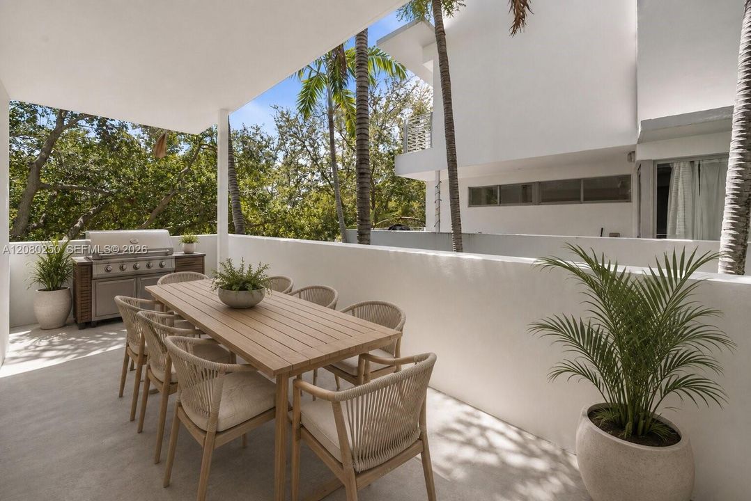 For Rent: $8,500 (3 beds, 3 baths, 2367 Square Feet)