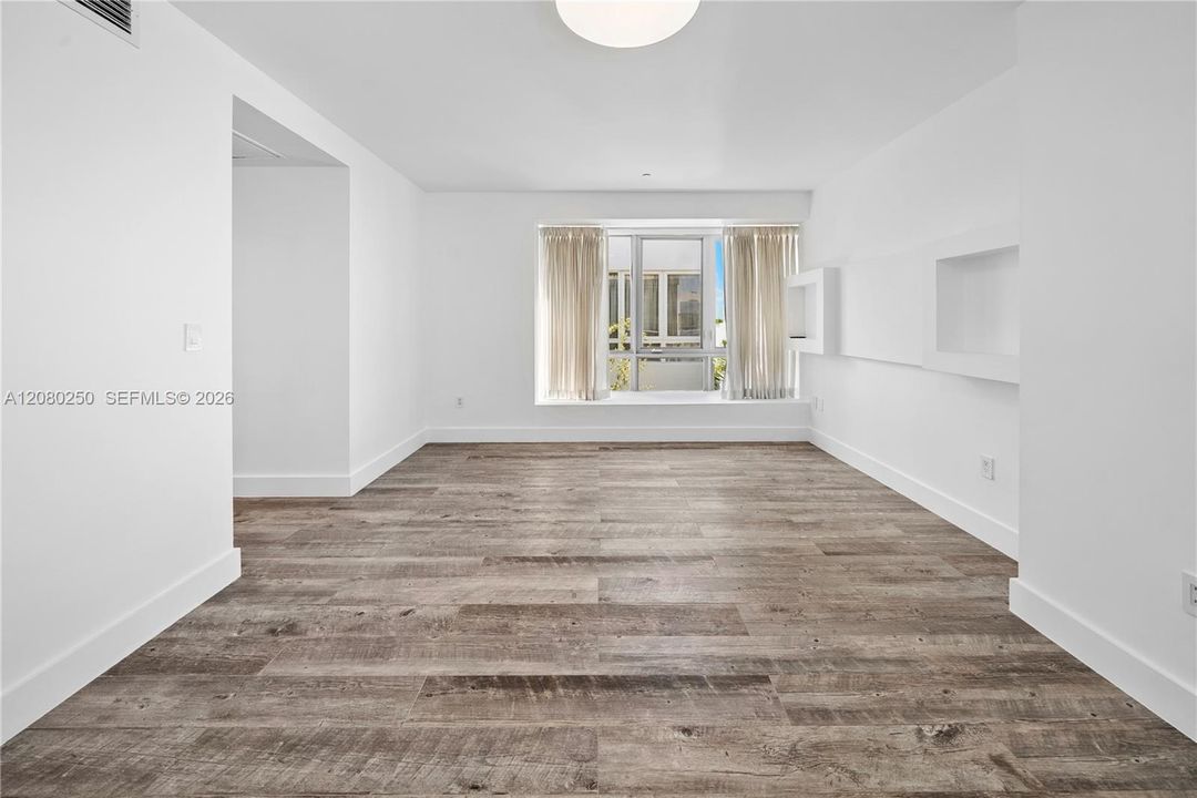 For Rent: $8,500 (3 beds, 3 baths, 2367 Square Feet)