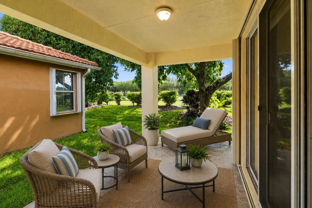 Virtually staged patio