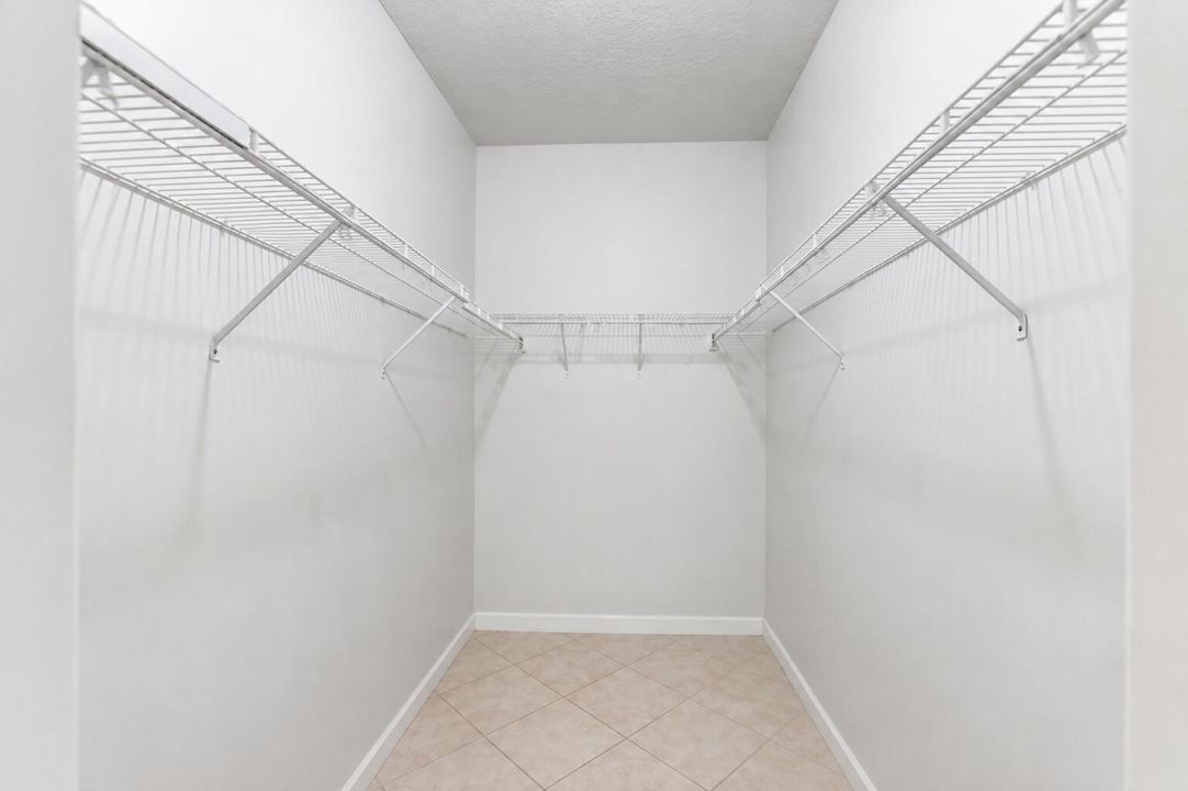 Walk In Closet