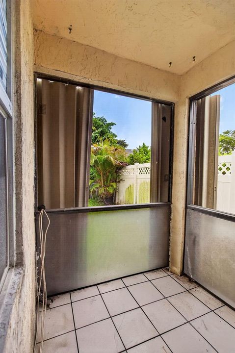 11-web-or-mls-3037-5642