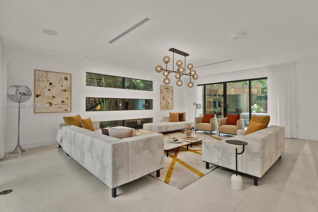 En Venta: $7,450,000 (5 camas, 5 baños, 5237 Pies cuadrados)