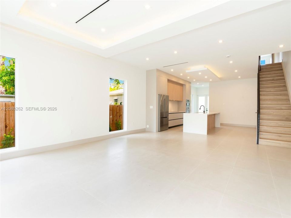 For Sale: $1,295,000 (4 beds, 3 baths, 2195 Square Feet)