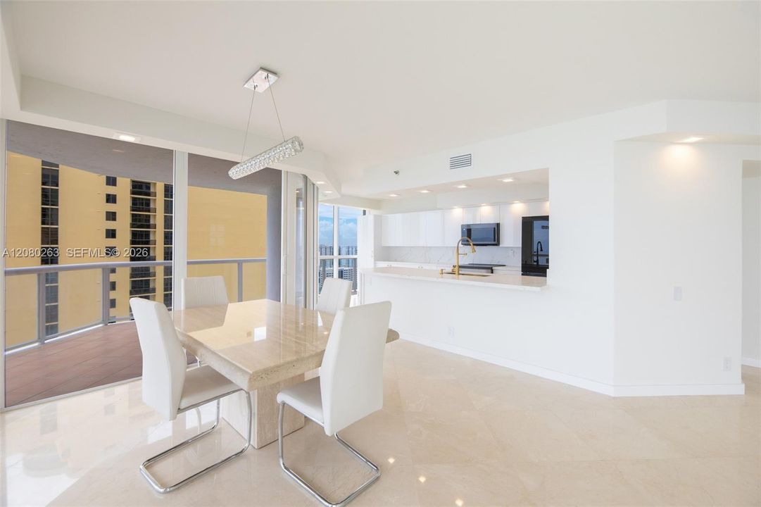 For Sale: $1,850,000 (3 beds, 3 baths, 2020 Square Feet)