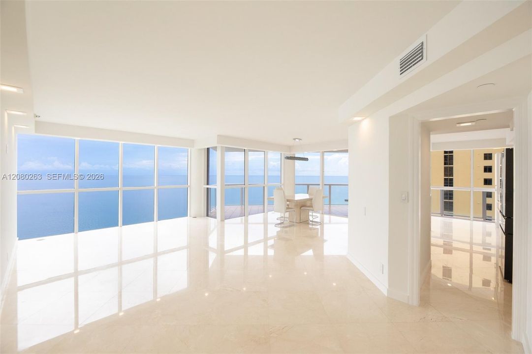 For Sale: $1,850,000 (3 beds, 3 baths, 2020 Square Feet)