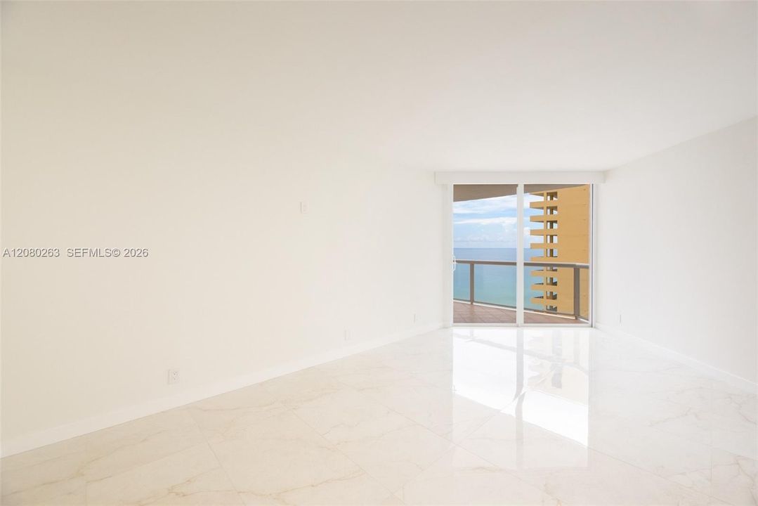 For Sale: $1,850,000 (3 beds, 3 baths, 2020 Square Feet)