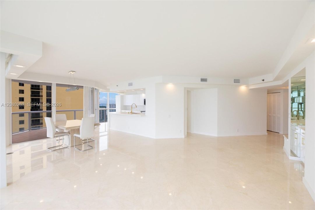 For Sale: $1,850,000 (3 beds, 3 baths, 2020 Square Feet)