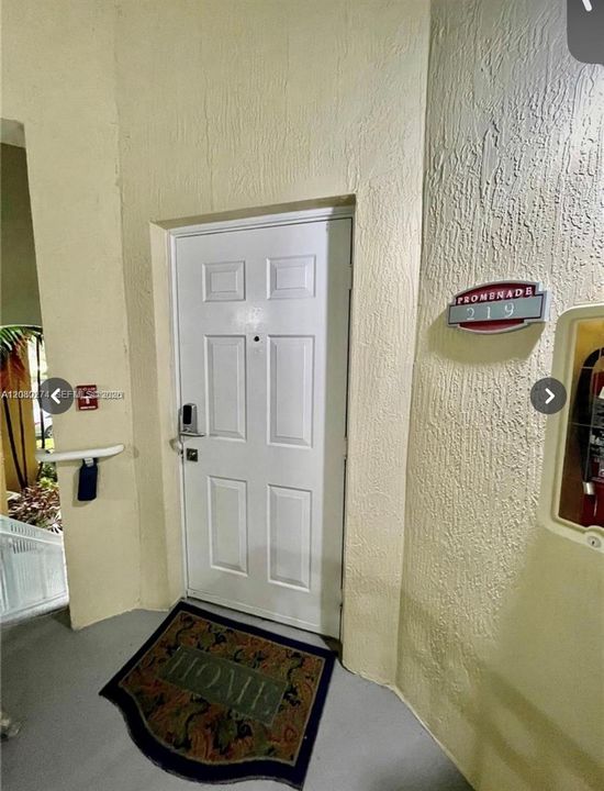 For Sale: $360,000 (2 beds, 2 baths, 1240 Square Feet)
