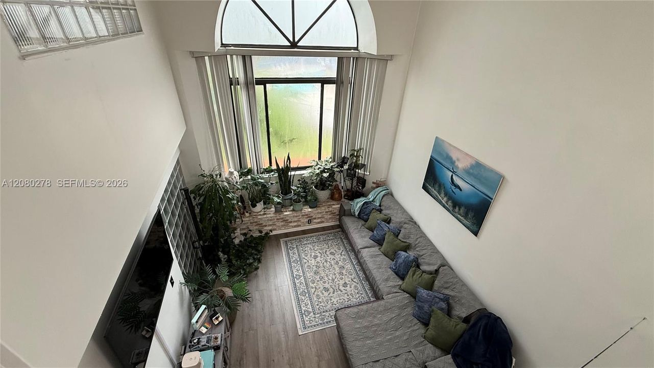 For Sale: $359,990 (3 beds, 2 baths, 1240 Square Feet)