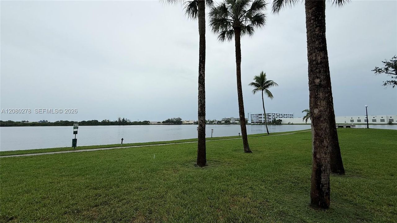For Sale: $359,990 (3 beds, 2 baths, 1240 Square Feet)