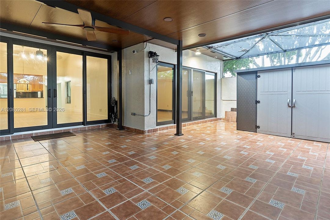 В аренду: $3,300 (3 спален, 2 ванн, 1446 Квадратных фут)