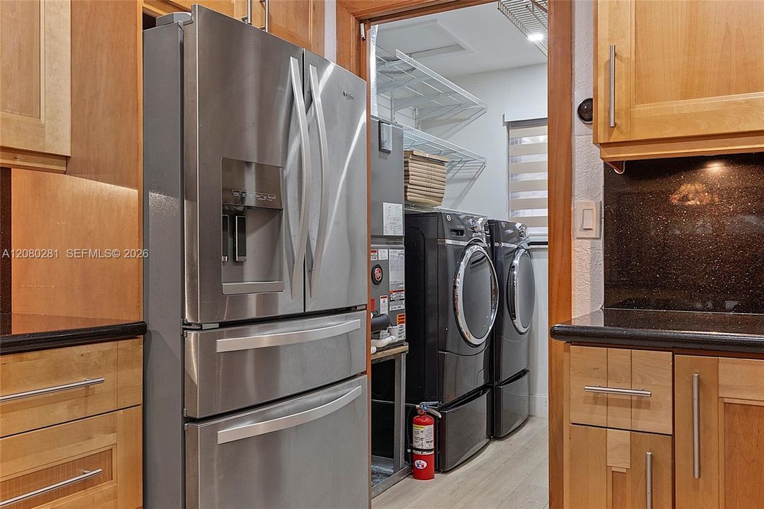 В аренду: $3,300 (3 спален, 2 ванн, 1446 Квадратных фут)