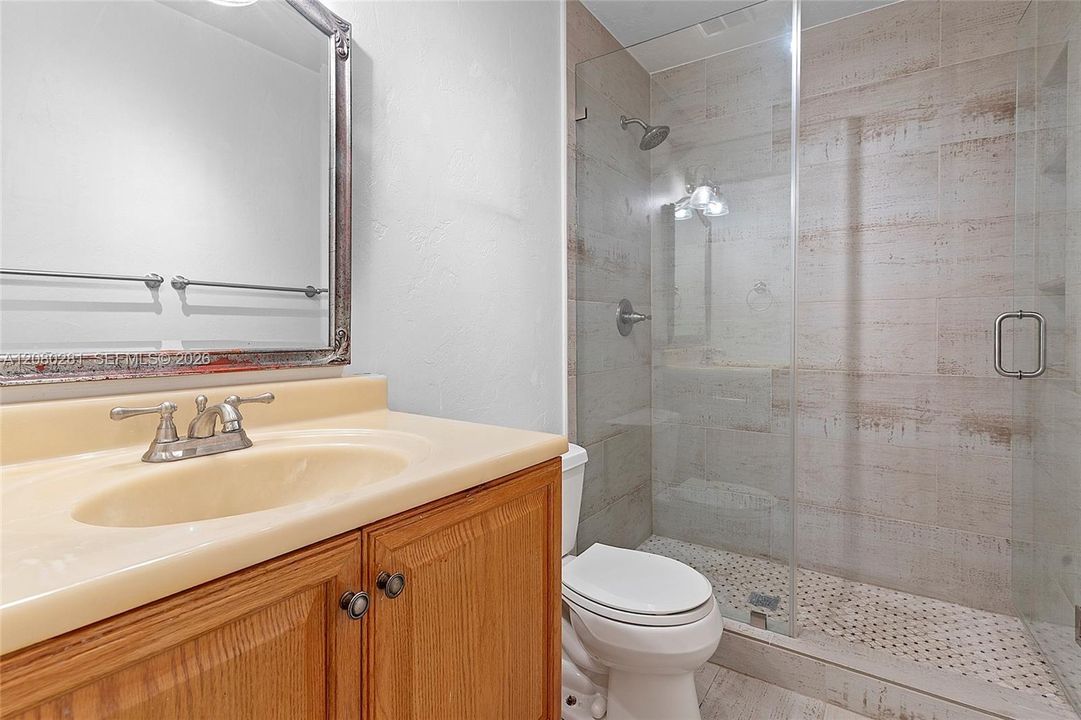 В аренду: $3,300 (3 спален, 2 ванн, 1446 Квадратных фут)