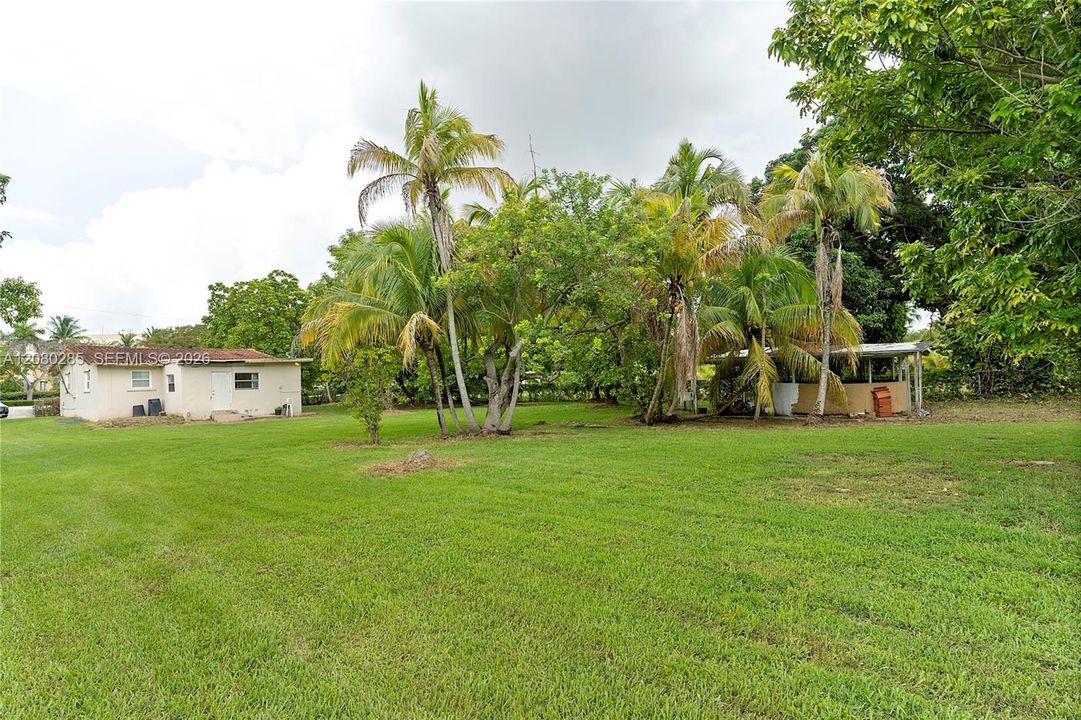 For Sale: $1,250,000 (2 beds, 1 baths, 1050 Square Feet)