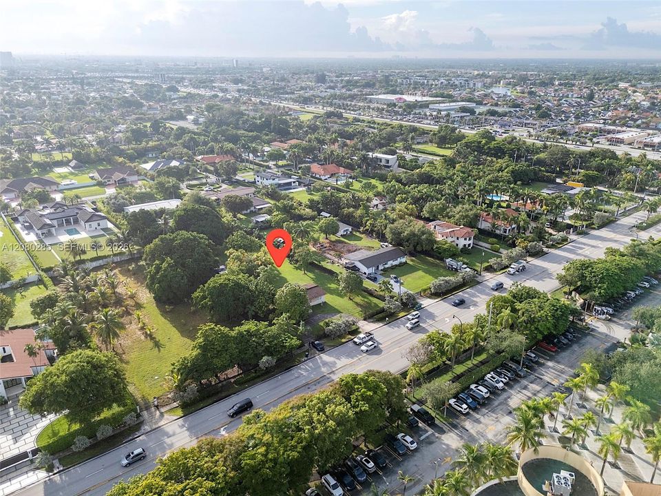For Sale: $1,250,000 (2 beds, 1 baths, 1050 Square Feet)