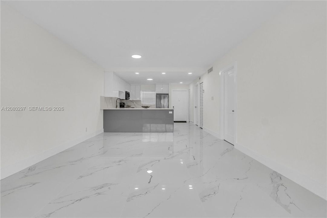 En Renta: $1,950 (1 camas, 1 baños, 904 Pies cuadrados)