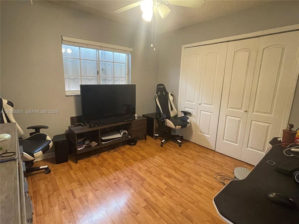 En Renta: $2,750 (3 camas, 2 baños, 1848 Pies cuadrados)