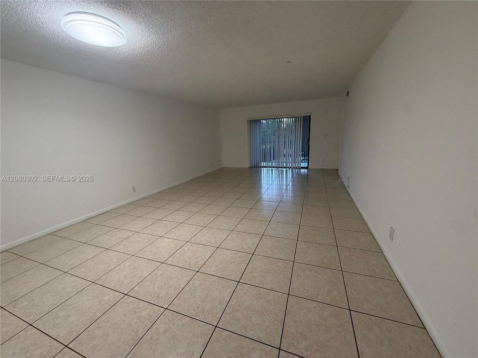В аренду: $2,250 (3 спален, 2 ванн, 1375 Квадратных фут)