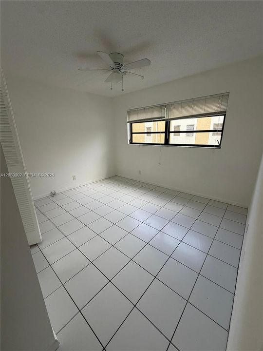 В аренду: $2,250 (3 спален, 2 ванн, 1375 Квадратных фут)