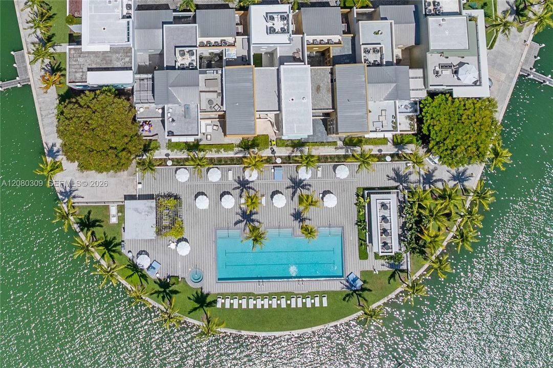 For Sale: $7,495,000 (4 beds, 4 baths, 3442 Square Feet)
